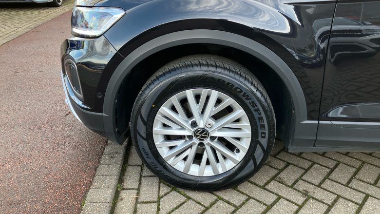 Volkswagen T-Roc 1.0 TSI Life 5dr Petrol Hatchback